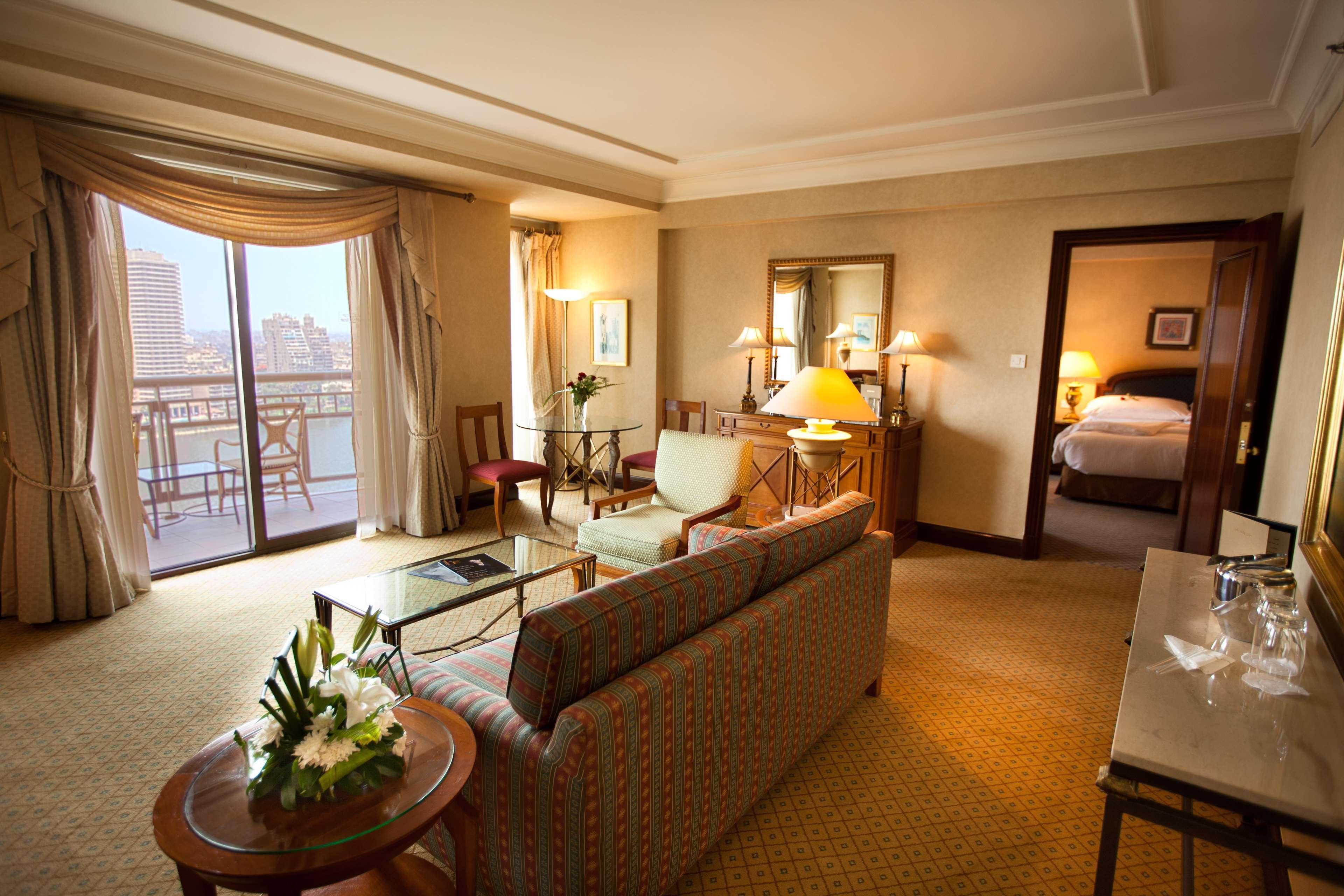 Sofitel Cairo Downtown Nile Hotel Екстериор снимка Suite at the Grand Hyatt Cairo