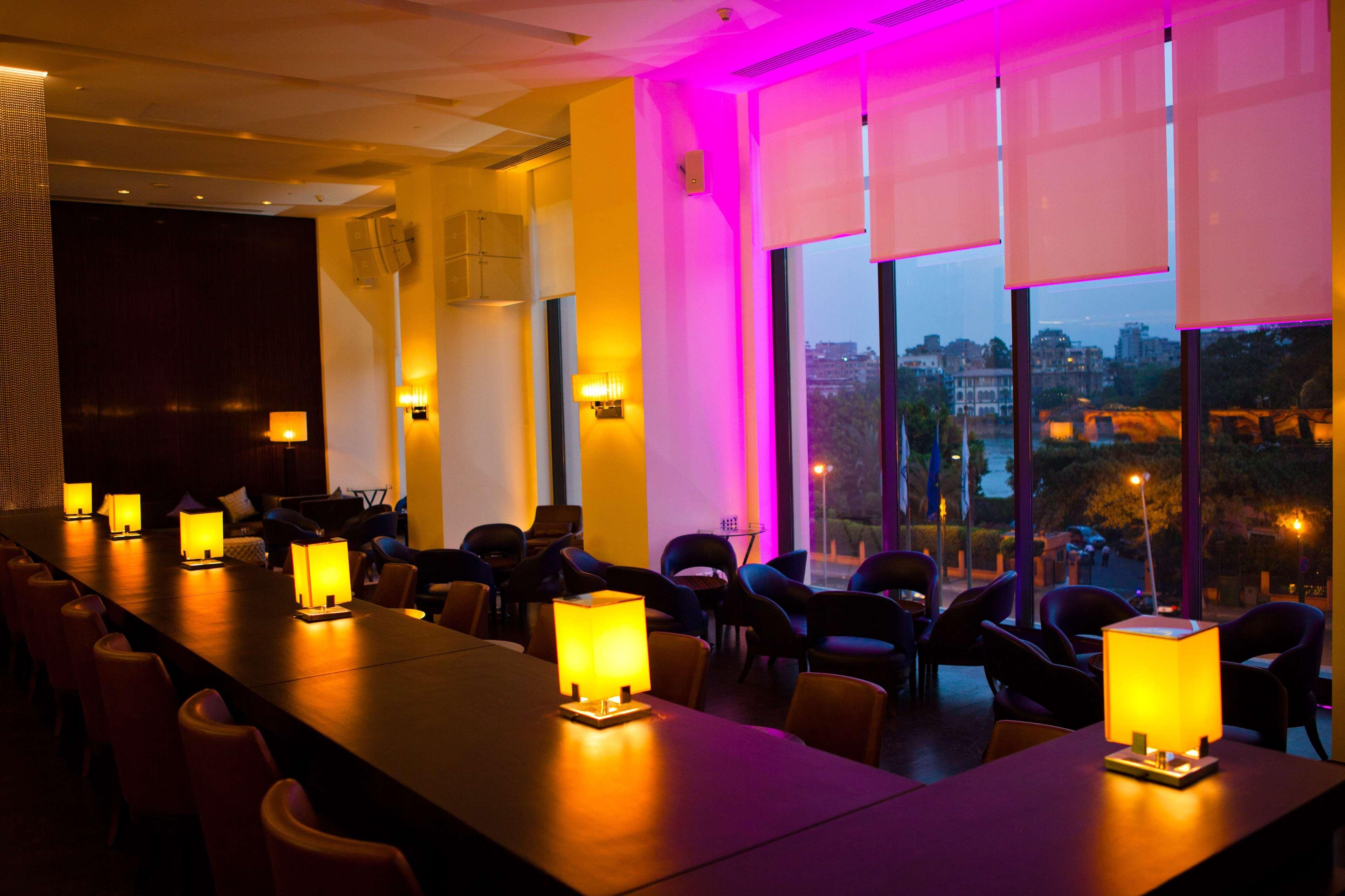 Sofitel Cairo Downtown Nile Hotel Екстериор снимка The lounge at the 100th floor