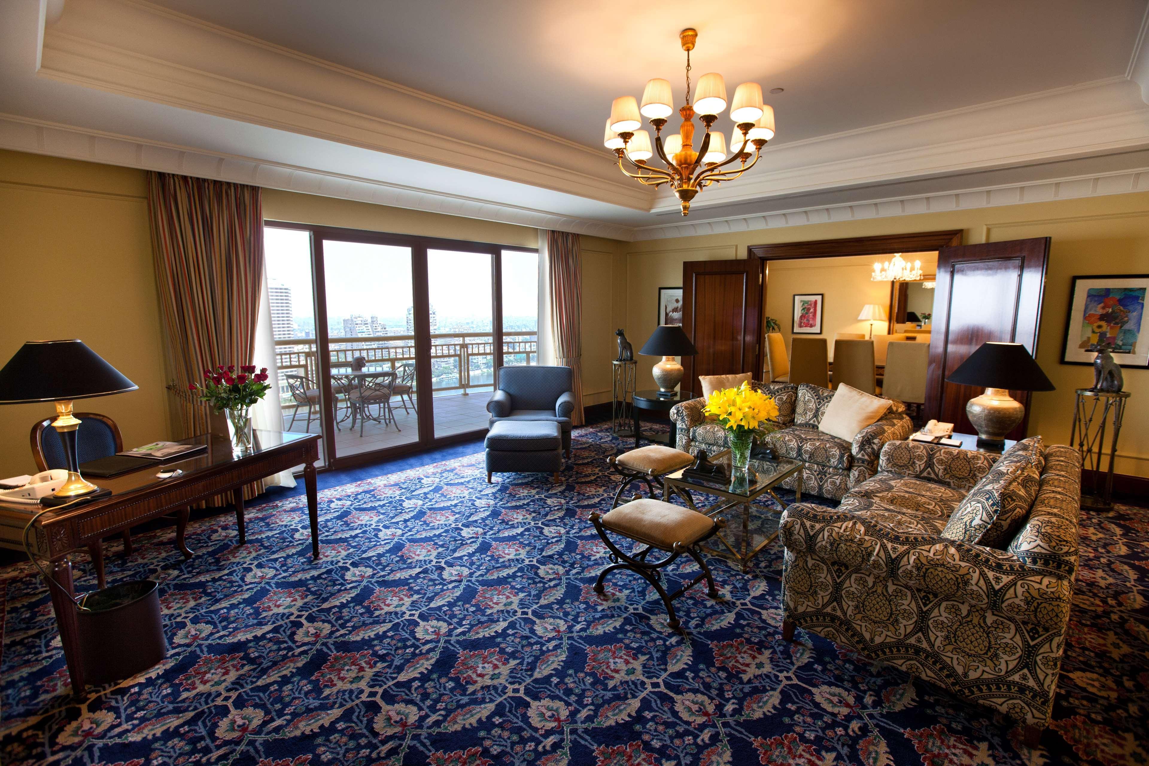 Sofitel Cairo Downtown Nile Hotel Стая снимка A suite at the InterContinental