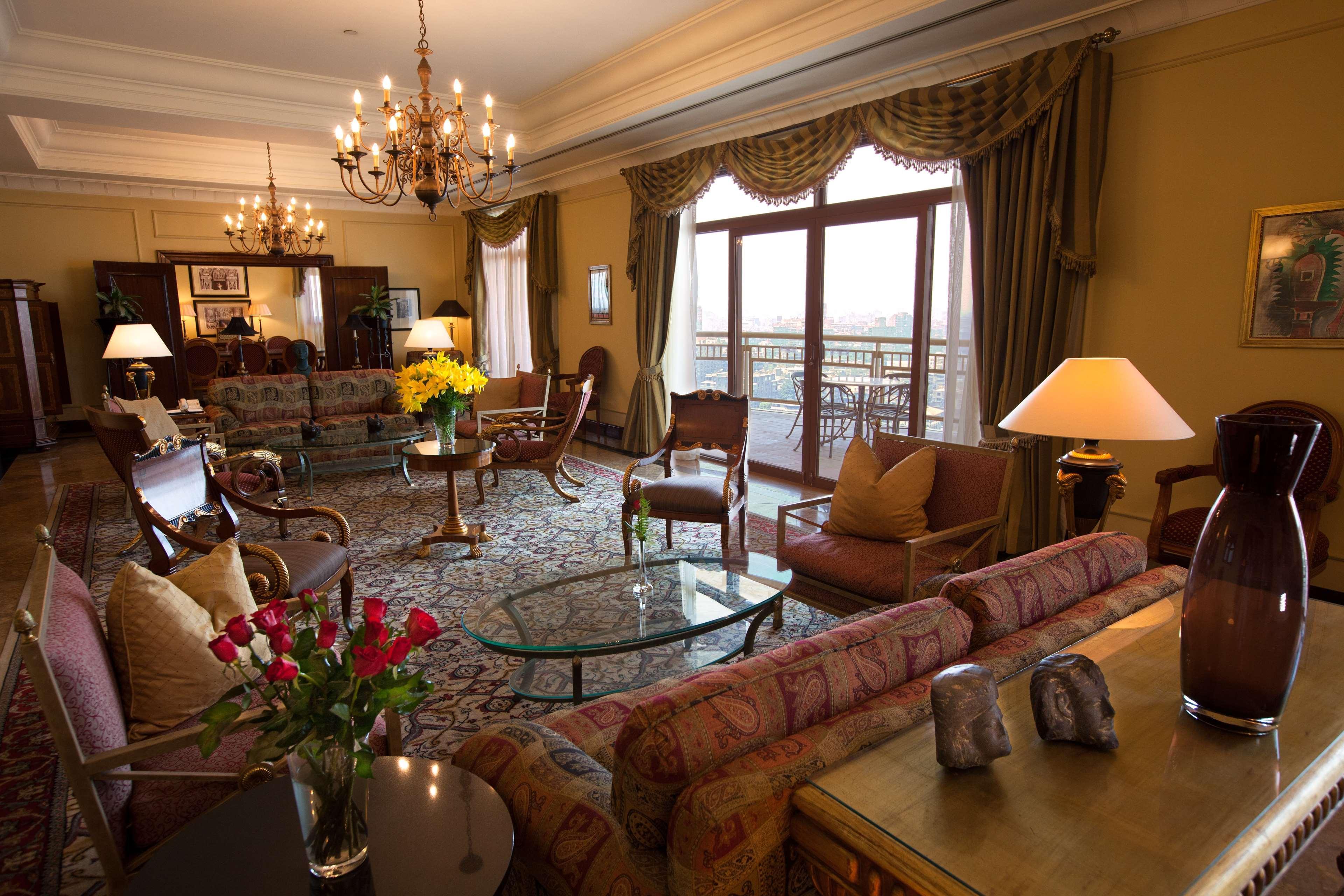 Sofitel Cairo Downtown Nile Hotel Стая снимка A suite at the Ritz-Carlton, Dubai