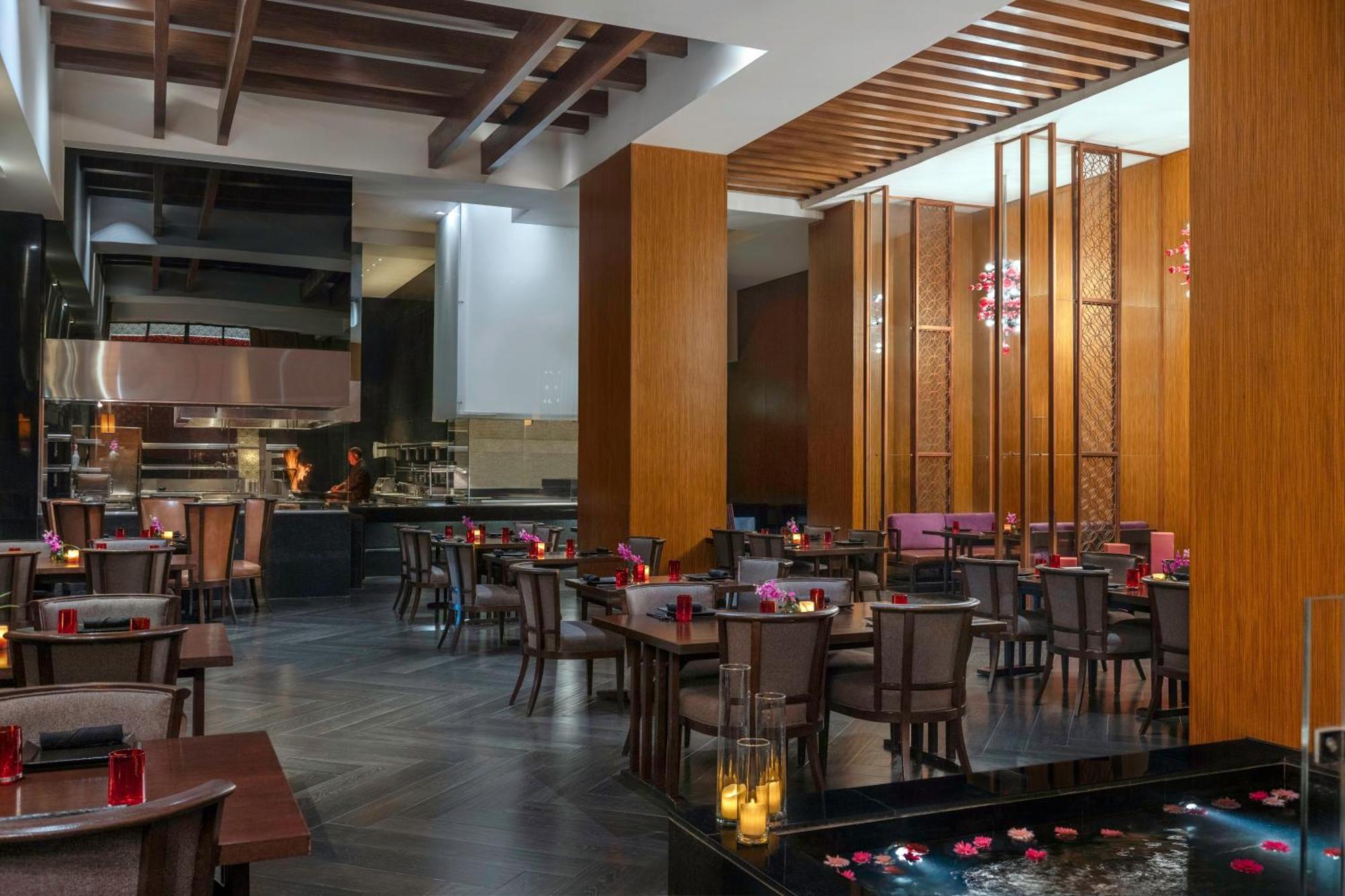 Sofitel Cairo Downtown Nile Hotel Екстериор снимка The interior of the restaurant